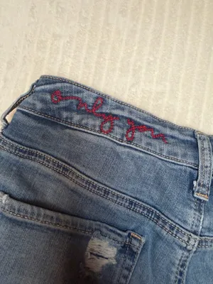 American Eagle Super Hi-Rise Shortie Denim Shorts Distressed High Waisted Size 6 thumbnail 7