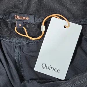 Quince‎ Mid-Rise Performance Tech Jogger Black Small thumbnail 3
