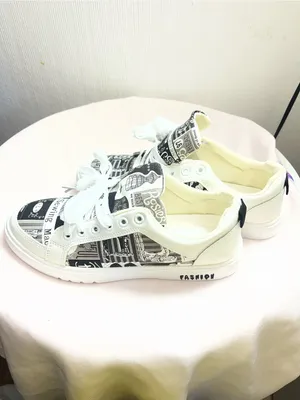 Women’s White Graphic Athletic Sneakers thumbnail 3