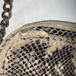Michael Kors Snakeskin Handbag/Cross body Purse‎ Good Condition. thumbnail 10