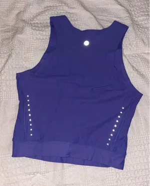 lululemon cropped tank top  thumbnail 1
