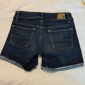 American Eagle Stretch Cut Off Denim Jean Shorts Size 0 inseam 4” Rise 6” thumbnail 8