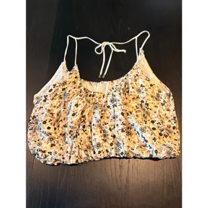 Free People Daisy Babe $58 Floral Crop Tank Top Strap Tie Back Size Small thumbnail 4
