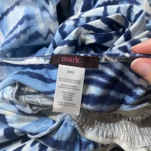Dress medium thumbnail 4