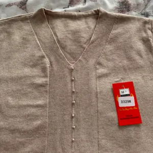 NWT Beige Pearl Beading V-neck Ribbed Detailing Cottagecore Sweater, size M thumbnail 7