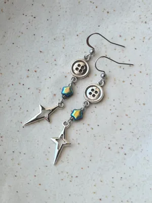 Handmade y2k funky fairy dangle earrings🌟🩵 thumbnail 5