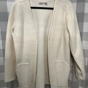 L.L. Bean Women's Cream Quilted Cardigan thumbnail 2