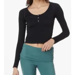 NWT FREE PEOPLE | FP Movement Black Bail‎ Out Tee M/L thumbnail 7