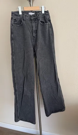OAK + FORT Black Wash Wide-Leg Jeans thumbnail 1