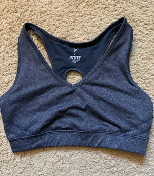 Old Navy Active Sports Bra thumbnail 1