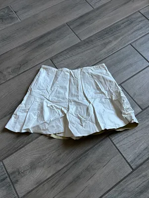 Cotton Candy Women’s White Ruffle Skort thumbnail 4