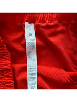 Lululemon Hotty Hot Short High Rise 4" Cherry Ember Size 12 NWT thumbnail 5