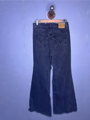 Levi’s Ribcage Bell Size 30 thumbnail 2