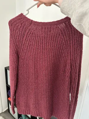 American Eagle Outfitters Sweater thumbnail 3