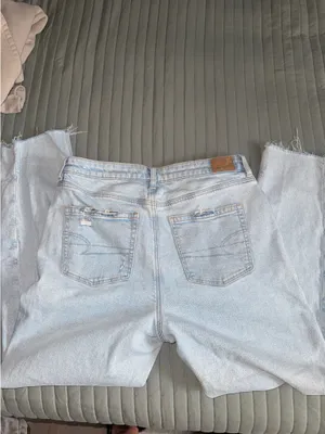 American Eagle Jeans thumbnail 2