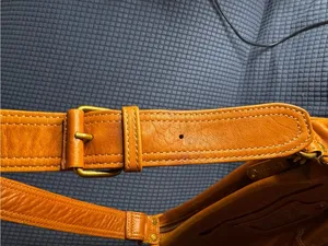 Vintage Fossil shoulder bag features a rich, warm tan leather thumbnail 10