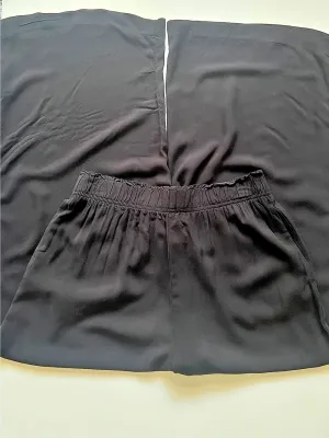 H&M Black Wide Leg Cropped Pull-On Pants High Rise Viscose Size S thumbnail 5