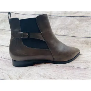Clarks Ankle Boots Size 11M Artisan Women Brown Leather Side Zip thumbnail 3