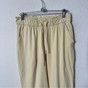 Lululemon Keep Moving Jogger Finch Yellow Womens Size 6‎ thumbnail 5