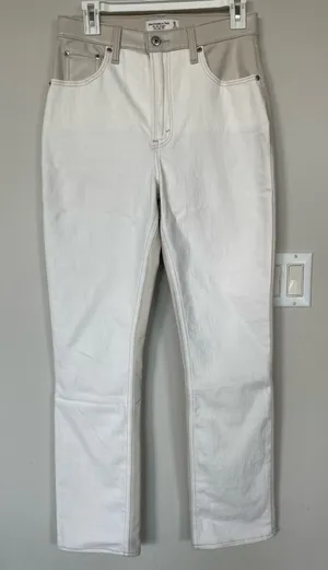 Abercrombie & Fitch Women’s Slim Straight Ultra High Rise Jeans – Size 28/6R thumbnail 1