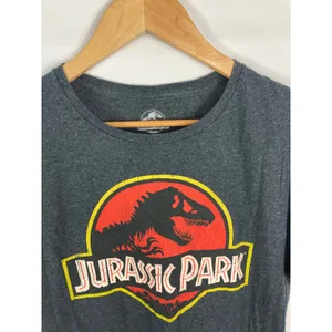Jurassic World Jurassic Park Graphic Tshirt Grey Size Medium thumbnail 2