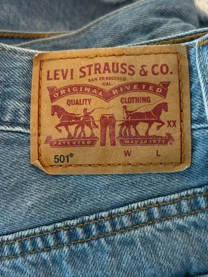 Women’s Levi Strauss Jean Button Front Shorts Size 27 thumbnail 3