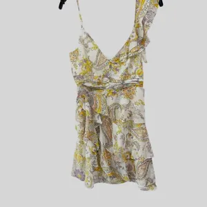LINI Naomi Ruffle V Neck‎ Floral Mini Dress NWT Romantic Chic Sz S thumbnail 4