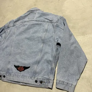 Levis 70507-4834 Denim Trucker Jacket Men's SZ M Light Wash 1992 Harley Patch thumbnail 5