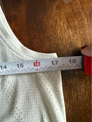 Lululemon Sleeveless Pale Green Athletic Tank Top thumbnail 7