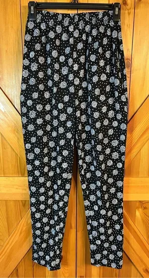 Simple Addition pants floral pull on size Small (0055) Black thumbnail 1