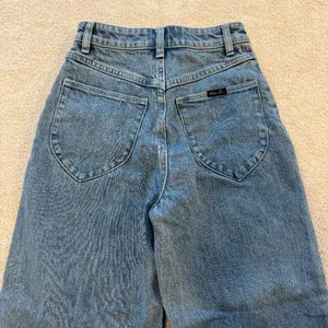 ROLLA'S Wide Leg Flare Jeans in Blue Denim thumbnail 4
