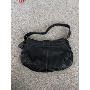Y2K VTG Coach Soho Black Leather Buckle Flap Shoulder Bag‎ 9248 Contrast Stitch thumbnail 5