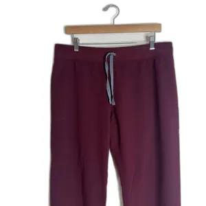 FIGS Pants ladies Large Burgundy Technical Collection Scrub pants Workwear thumbnail 2