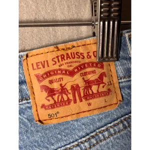Levi's Womens 501 Original Shorts 27 Blue Distressed Cutoff Denim Boho Festival thumbnail 5