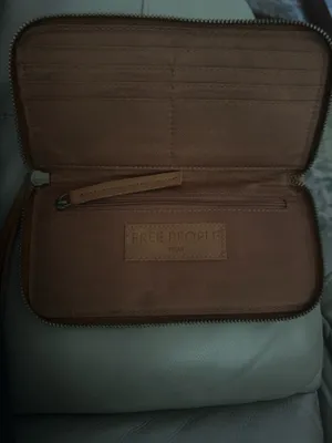 Free People Wallet thumbnail 4