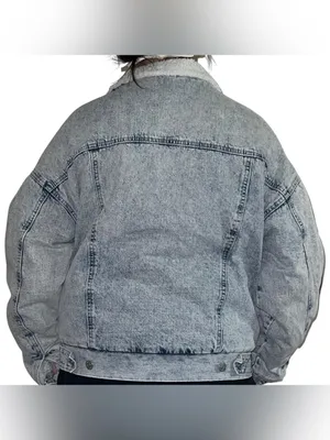 Forever 21 blue denim jacket. thumbnail 3