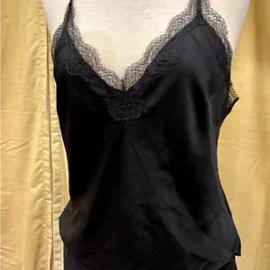 Victoria's Secret Black and Red‎ Camisole thumbnail 7