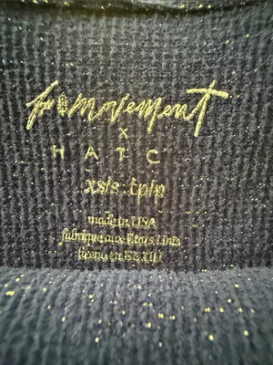 FREE PEOPLE MOVEMENT Navy XS/S Gold sparkle Ribbed Tank Top. thumbnail 4
