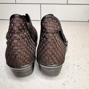 Bernie Mev Zig Zag Woven Wedge Ankle Bootie‎ Bronze Metallic Black 38 or 7 thumbnail 4