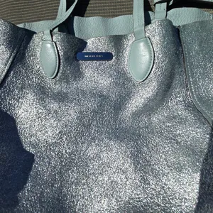 Michael Kors Light Blue/Silver Leather Tote Damaged Handles thumbnail 13