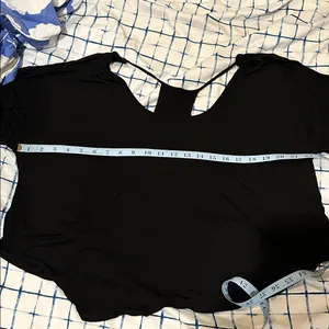 Elegant Black Women's Top Size XL thumbnail 5