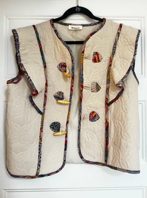Cute vest! thumbnail 1
