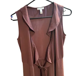 Leith Nordstrom Longline Sleeveless Duster Vest Chocolate Brown Ruffle Collar XS thumbnail 4