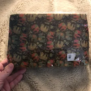 🔹4 for $30 New in Bag Zipper Bag Brown thumbnail 2