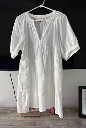 Universal Threads Dress with pockets thumbnail 1