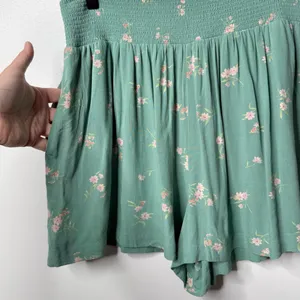 NWT American Eagle Floral High Waisted Soft Everyday Shorts Green Size Large thumbnail 8