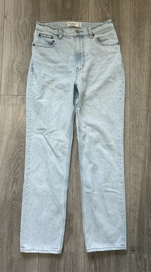 Abercrombie & Fitch The Ankle Straight Ultra High-Rise Jeans Size W27 thumbnail 1