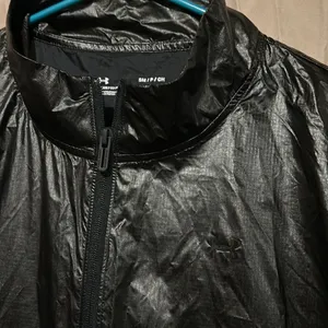Under armour jacket ￼ thumbnail 2