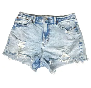 Abercrombie & Fitch Curve Love The Mom Short High Rise Light Distressed 29 / 8 thumbnail 1