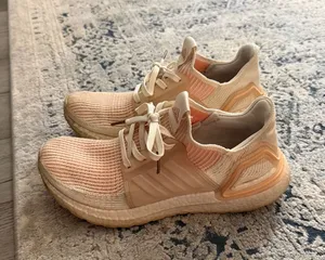 Adidas Tennis Shoes thumbnail 1